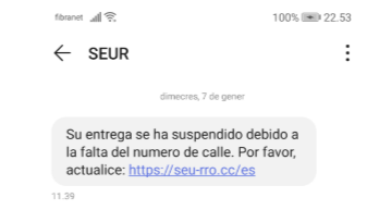 Ejemplo de SMS que suplanta a una empresa de paquetería